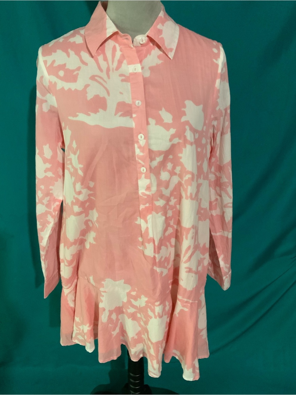 Livro, LONG-SLEEVED COTTON DRESS, STRUCTURED COLLAR, HALF-BUTTON FRONT CLOSURE